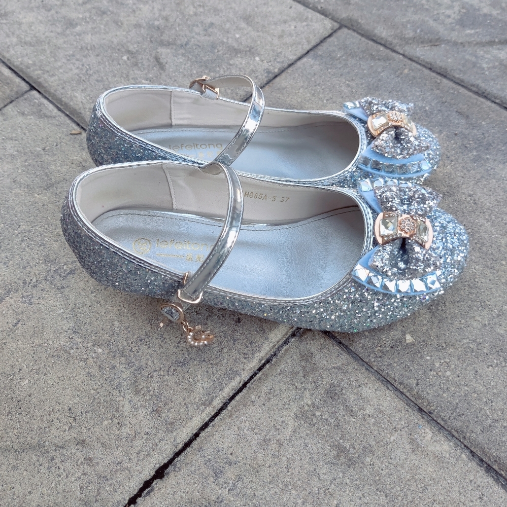 Silver glitter shoes